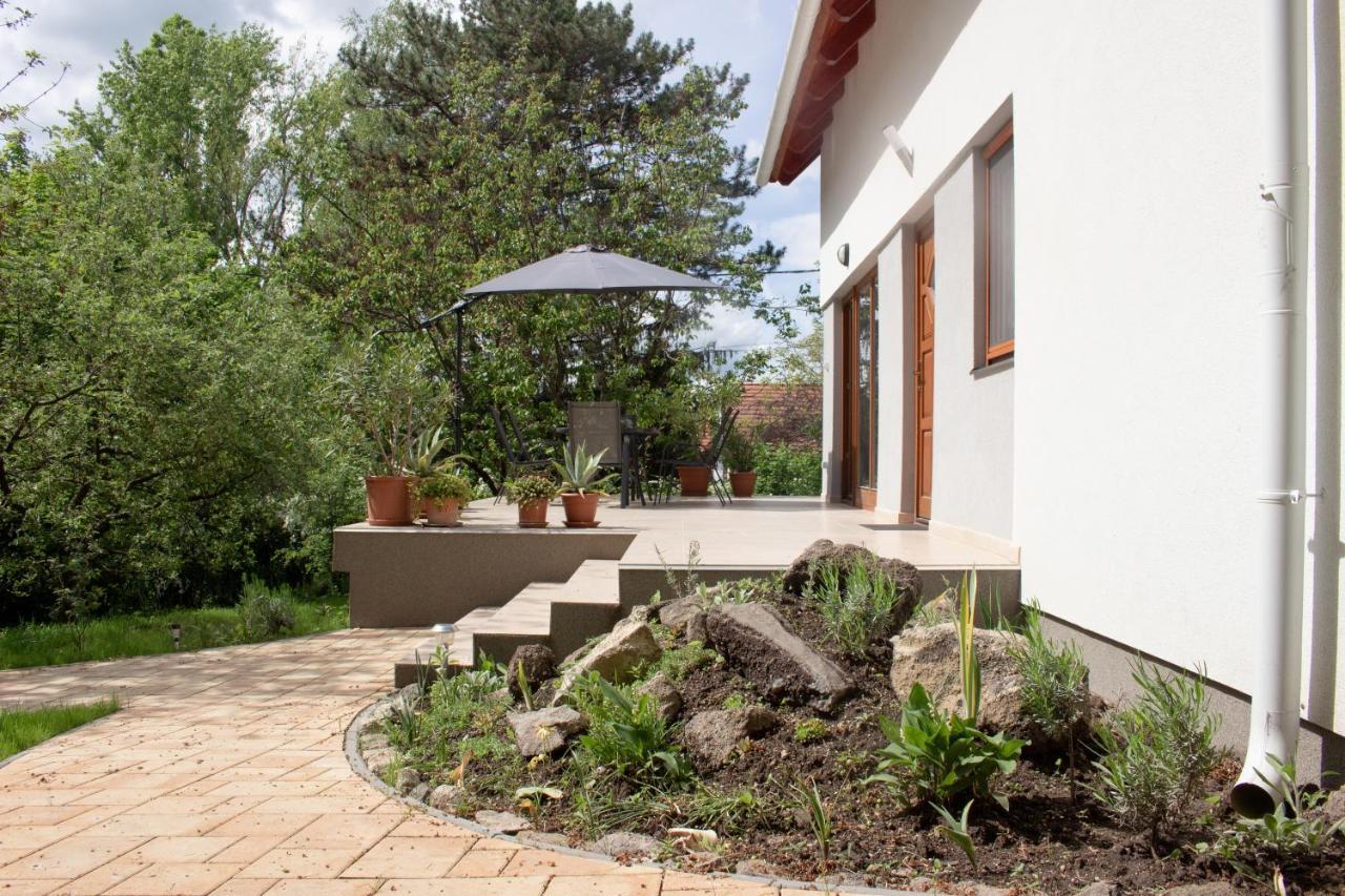 Vila Fuege Vendeghaz Sajkod Tihany Exteriér fotografie
