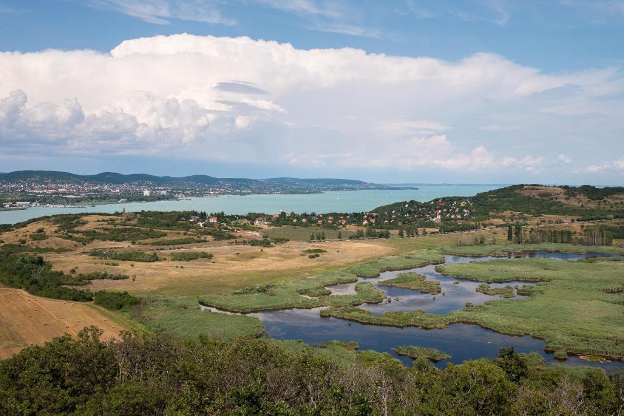 Vila Fuege Vendeghaz Sajkod Tihany Exteriér fotografie